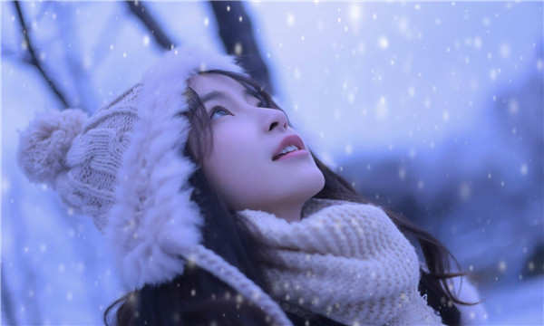 玛曲标题：选择专业试管代生助孕机构，助您实现圆满家庭梦